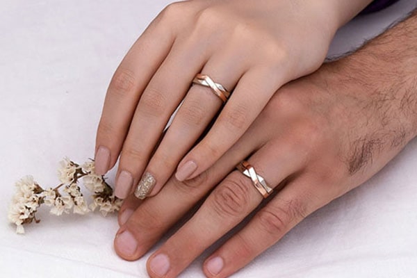 شباهت‌های حلقه ازدواج و نامزدی